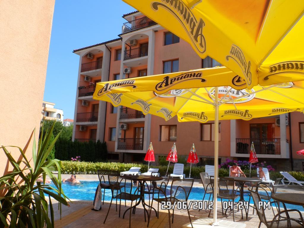 Gardenia Apartments Primorsko Exterior foto
