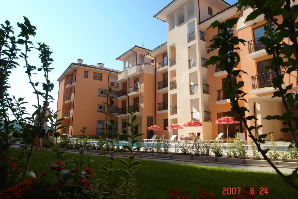 Gardenia Apartments Primorsko Exterior foto
